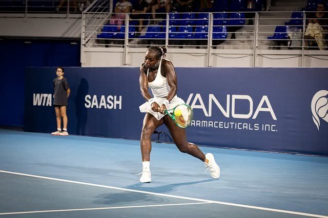 Low backhand, Athens Open